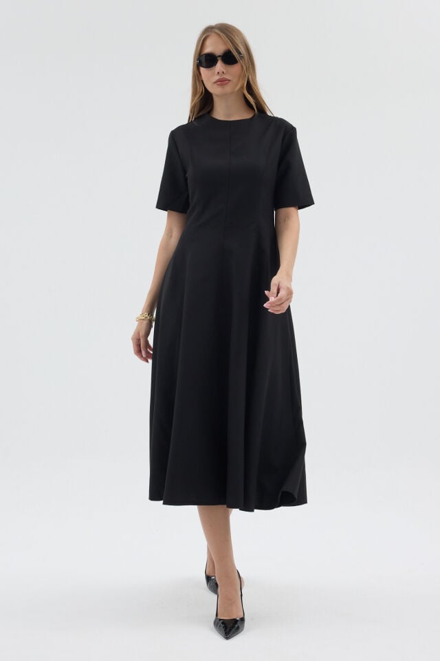 Elisa Midi Dress – Keten Bisiklet Yaka Kısa Kol Siyah Elbise